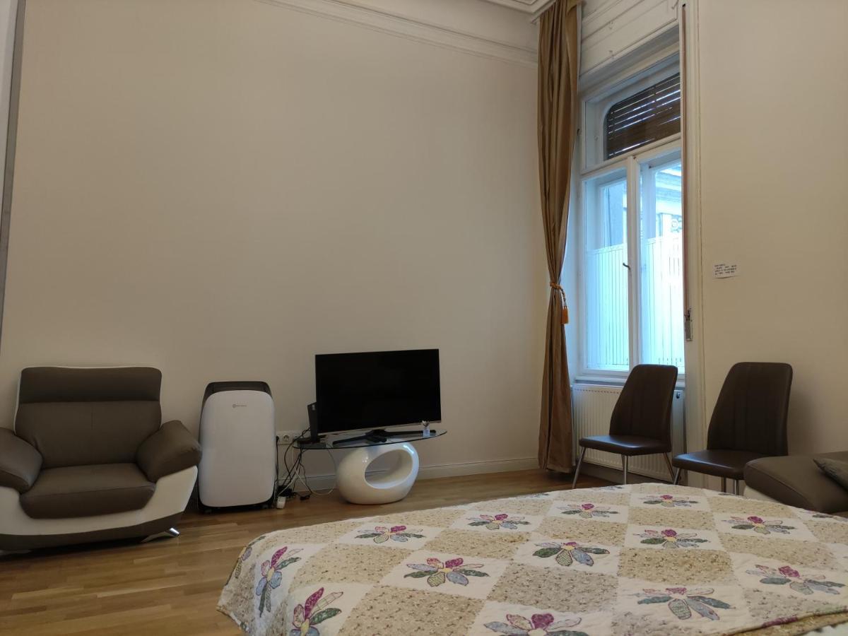 Falk Miksa Apartment بودابست المظهر الخارجي الصورة